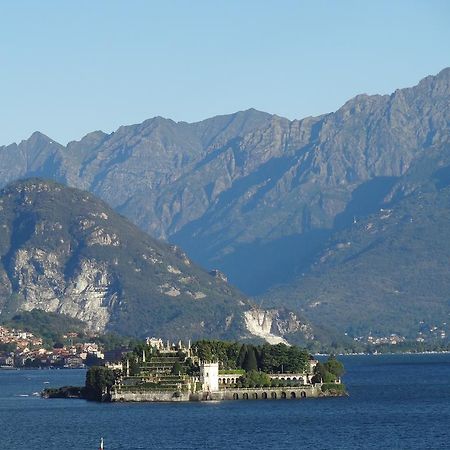 Vista Lago Apartment Stresa Ruang foto