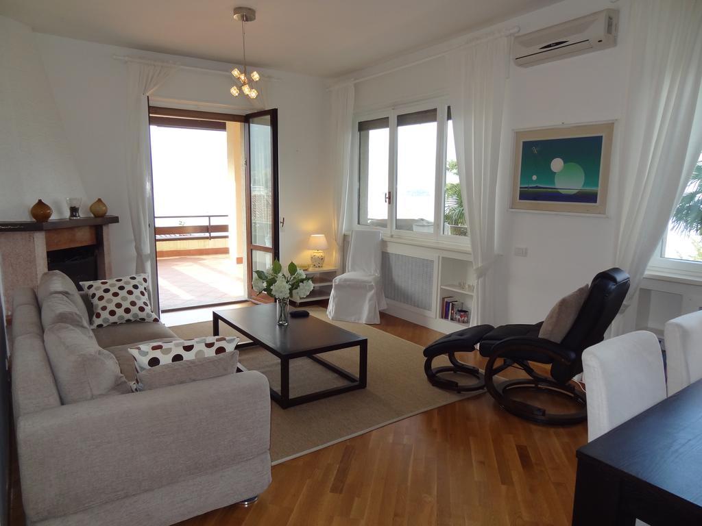 Vista Lago Apartment Stresa Ruang foto