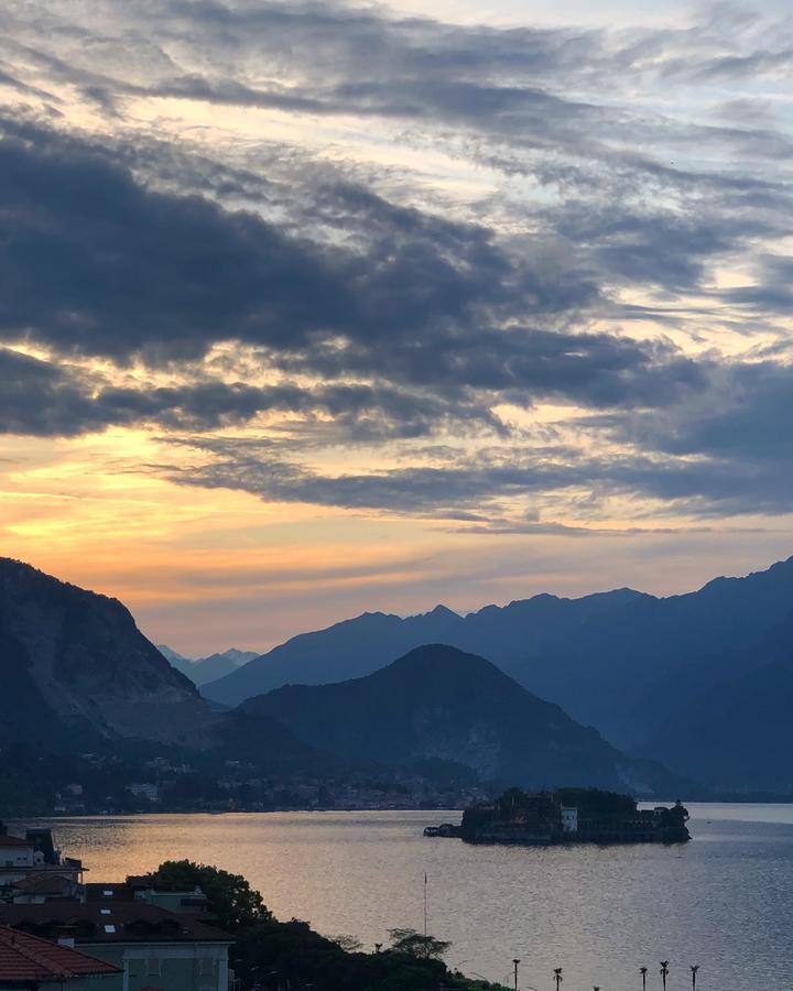 Vista Lago Apartment Stresa Bagian luar foto